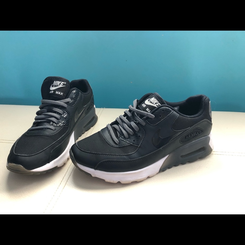 Air max size 6